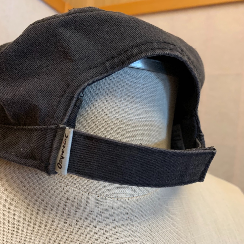 Two hats! - Picture 4 of 9